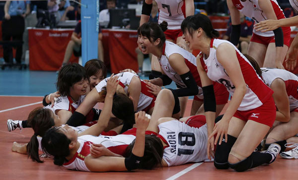 Japan beats China into women's volleyball semifinals