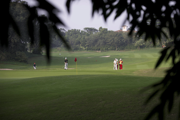 Golf clubs land in the rough