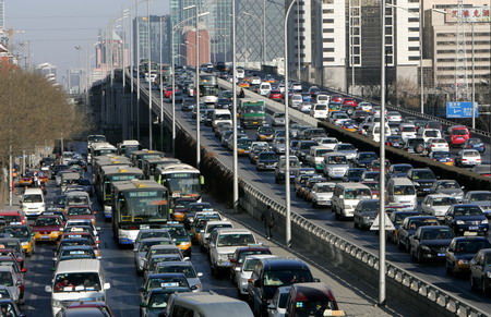 Beijing unveils measures to ease traffic flow