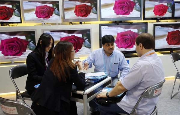 111th Canton Fair opens in Guangzhou