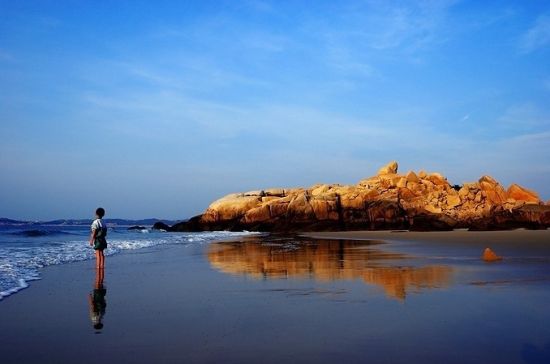 Top 10 Chinese youth's favorite seaside resorts