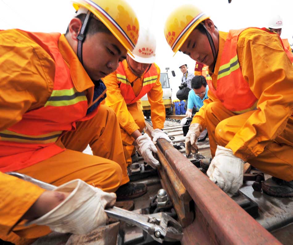 Chengdu-Mianyang-Leshan ready for service