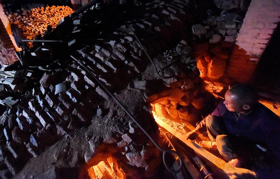 A ceramics kiln that keeps old tradition burning