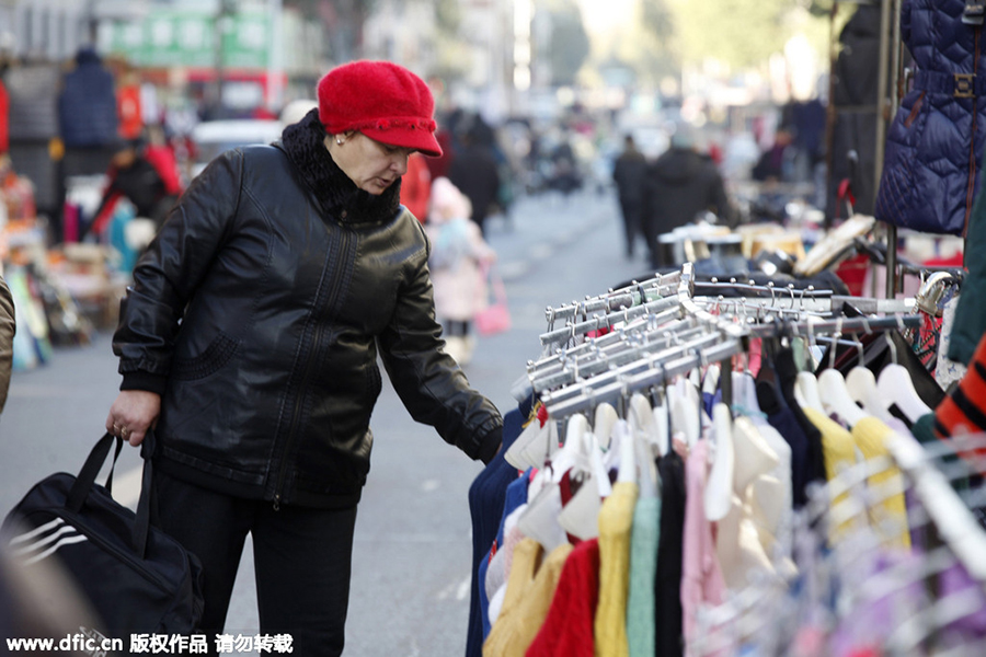 They live in Russia, but shop in China