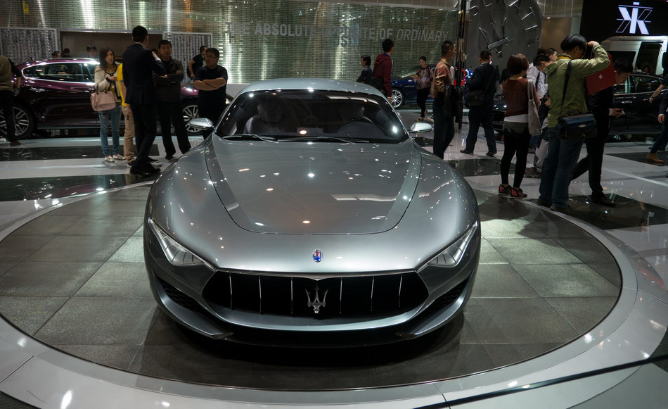 Luxury cars make Asia premiere at Auto China