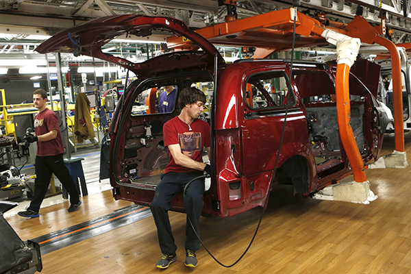 Fiat Chrysler, GM soar as Trump may weaken fuel-economy rule