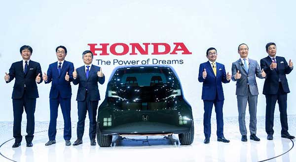 Honda debuts CR-V hybrid at Shanghai auto show