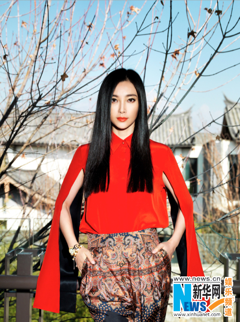 Li Bingbing in colorful spring looks