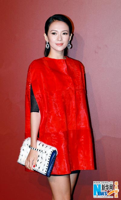 Zhang Ziyi attends fashion show in Shanghai