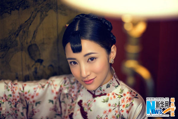 Actress Xu Qianhui releases new fashion shots