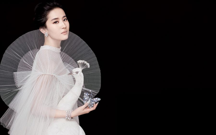 Actress Liu Yifei poses for <EM>Harper's Bazaar</EM>