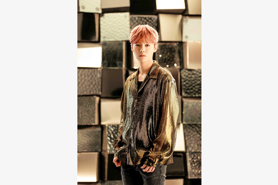 Lu Han releases new MV