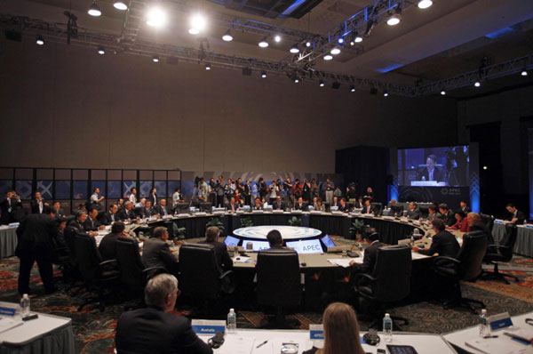 Finance ministers meet at APEC Summit