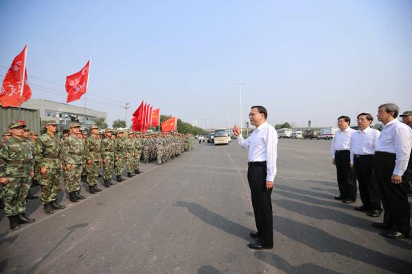 Rescue soldiers and firefighters are ‘patron saints’ of Tianjin