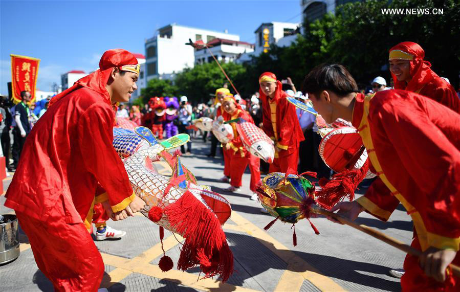 Fishermen attend traditional ritual in Hainan