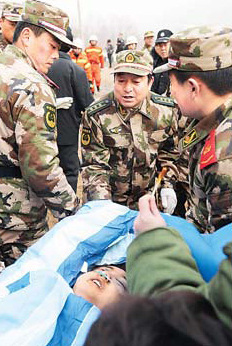 Man survives 54 hours under landslide