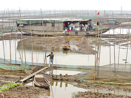 Severe drought drains farmland and fish ponds