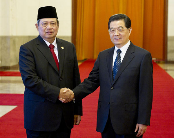 China, Indonesia push ties