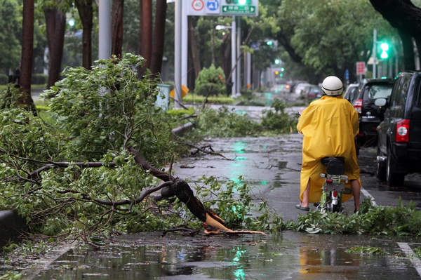 Two typhoons barrel down on China