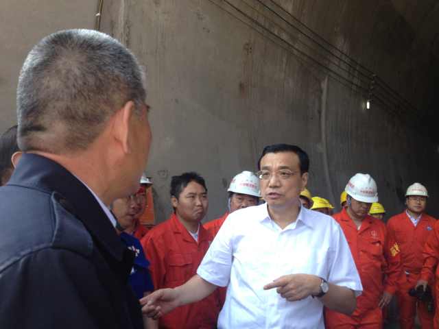 Railway construction in the west opens the door to fortune: Premier