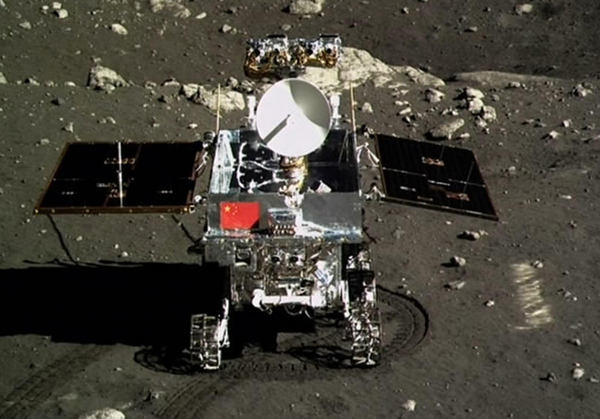 Yutu gets rolling on the moon