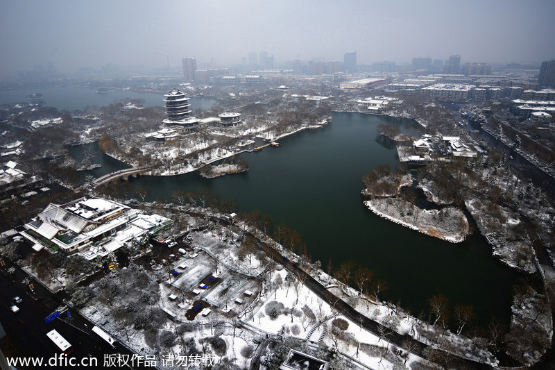 Spring snow blankets northern and eastern China