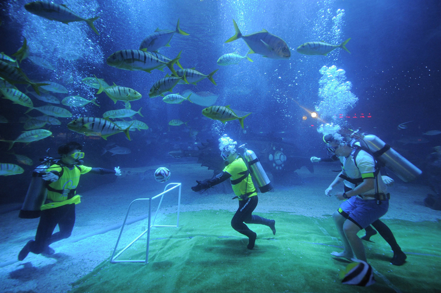 Underwater soccer match in Tianjin