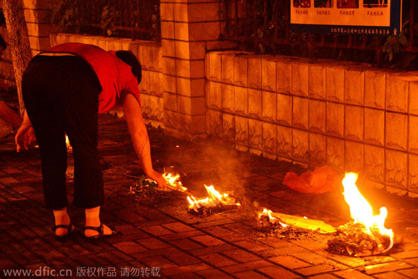 Ghosts galore as China honors ancestors