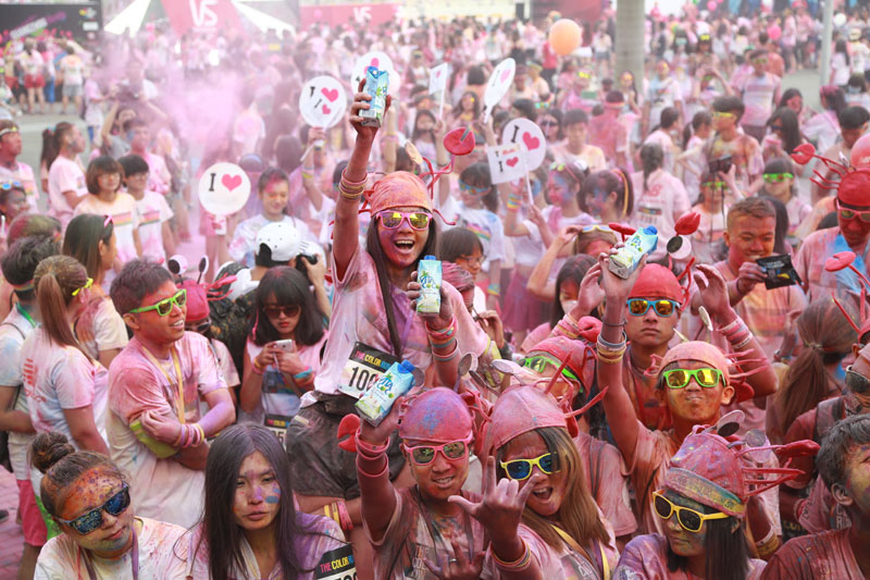 Color Run: a messy fun