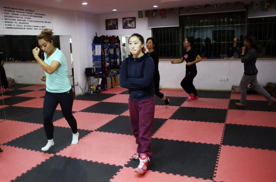 Women's boxing club a hit in Shanghai