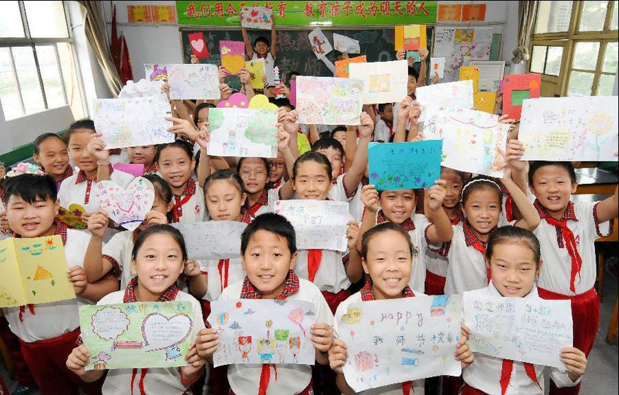 Students celebrate Chinese Teachers' Day