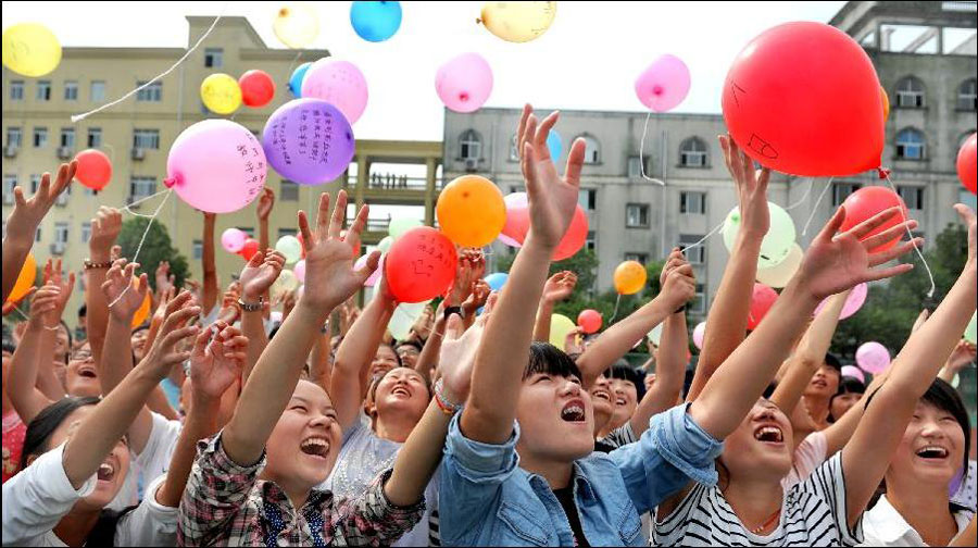 Students celebrate Chinese Teachers' Day