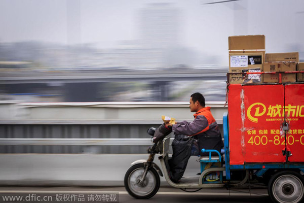 China requires real-name for courier service after deadly mail bombs