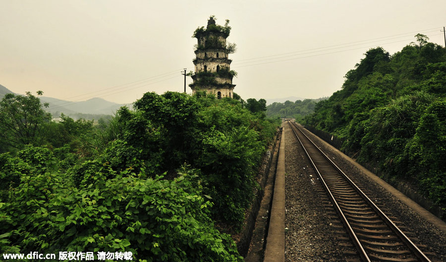 Want to experience beautiful China? Hop on for a ride