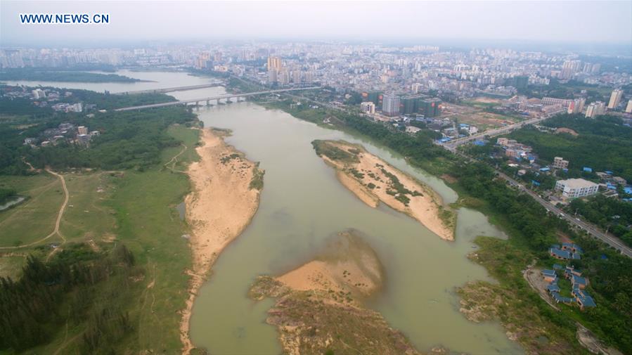 Hot weather, less rainfall trigger drought in China's Hainan