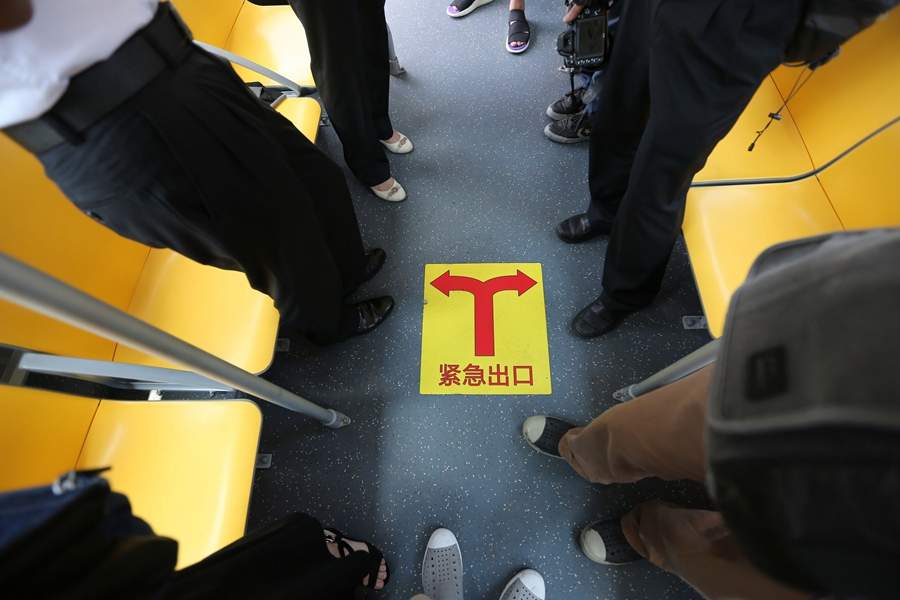 New bus in south China makes emergency escape easier