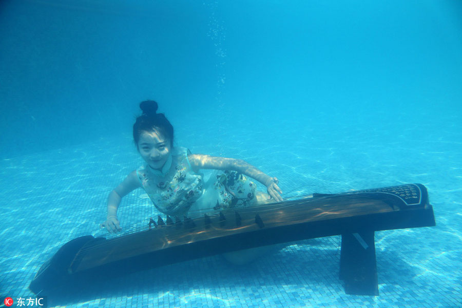 Underwater show cheers for Olympians