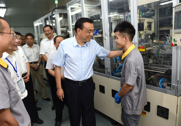 Premier Li vows to improve infrastructure for rural areas in southern Jiangxi