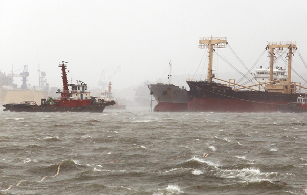 Typhoon Meranti leaves 1 dead, 51 injured in Taiwan