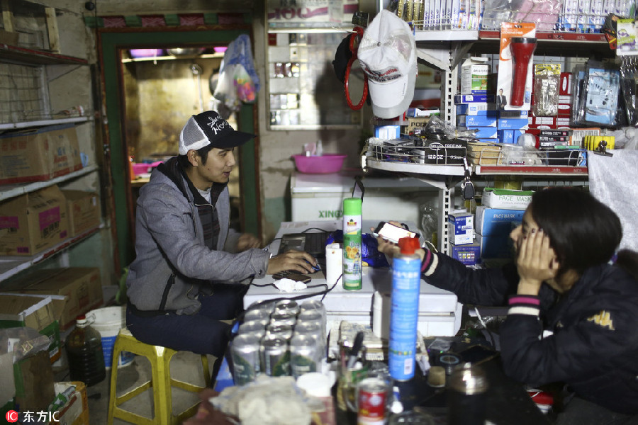 World's highest delivery service station established in Tibet