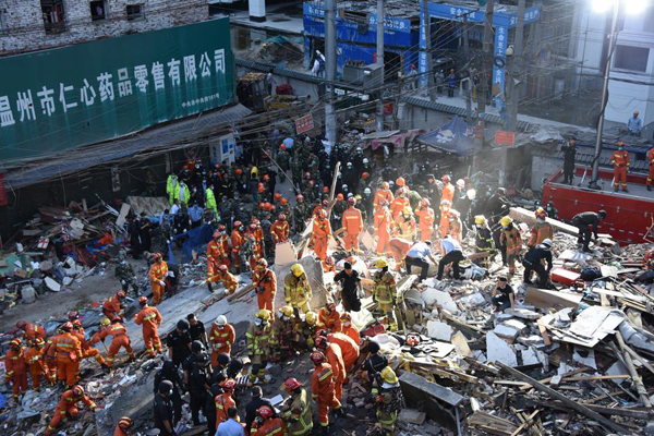 8 dead in buildings collapse in Wenzhou