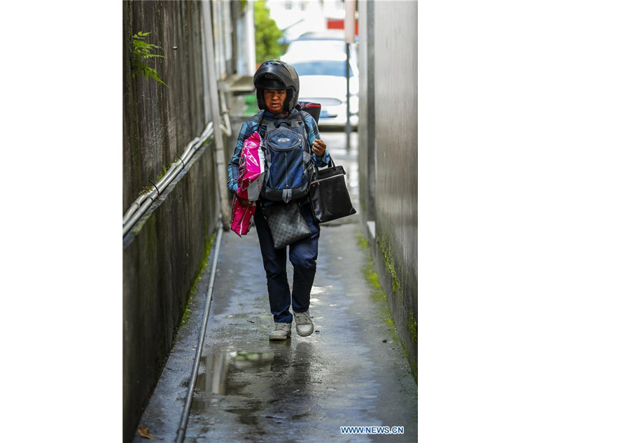 Sang Lei, voluntary teacher in China's Yunnan