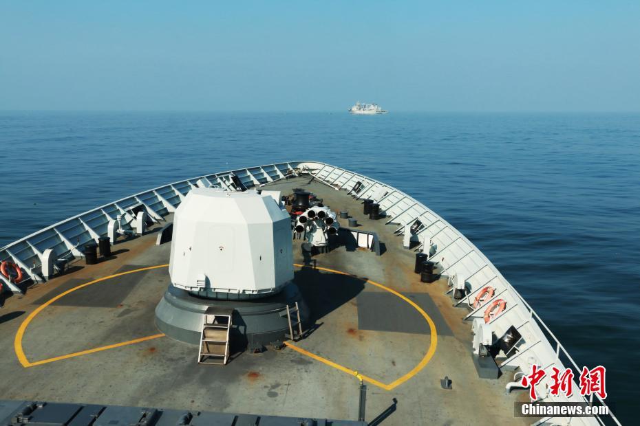 China's destroyers stage drills in the South China Sea