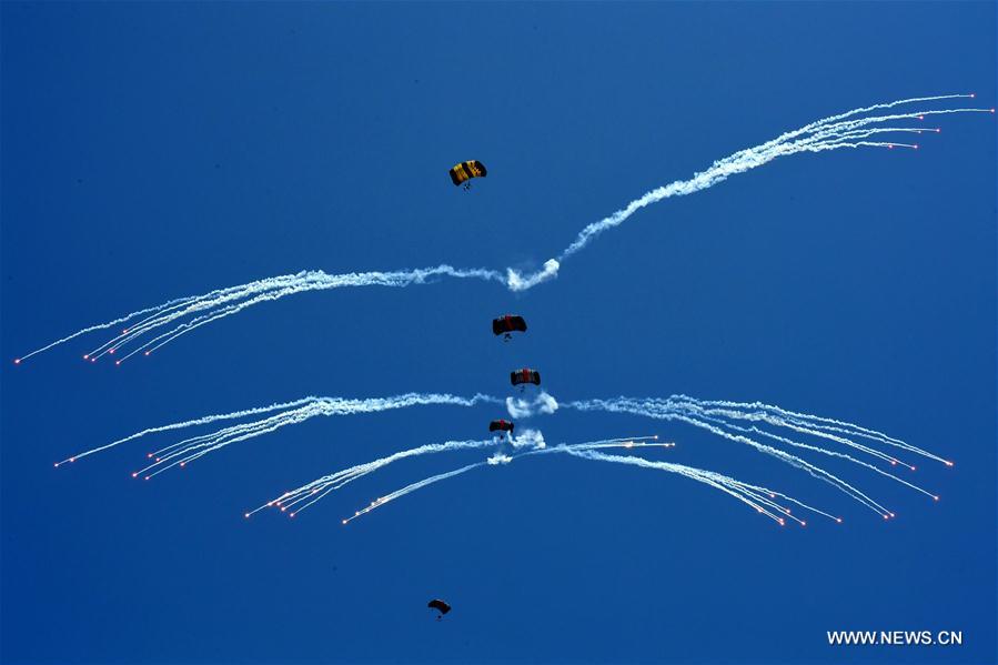 Five-day air show kicks off in Central China's Henan