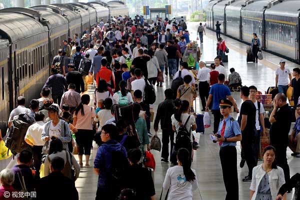 Holiday railway traffic to peak on Monday