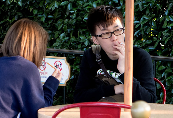 Shanghai's smoking ban is paying off