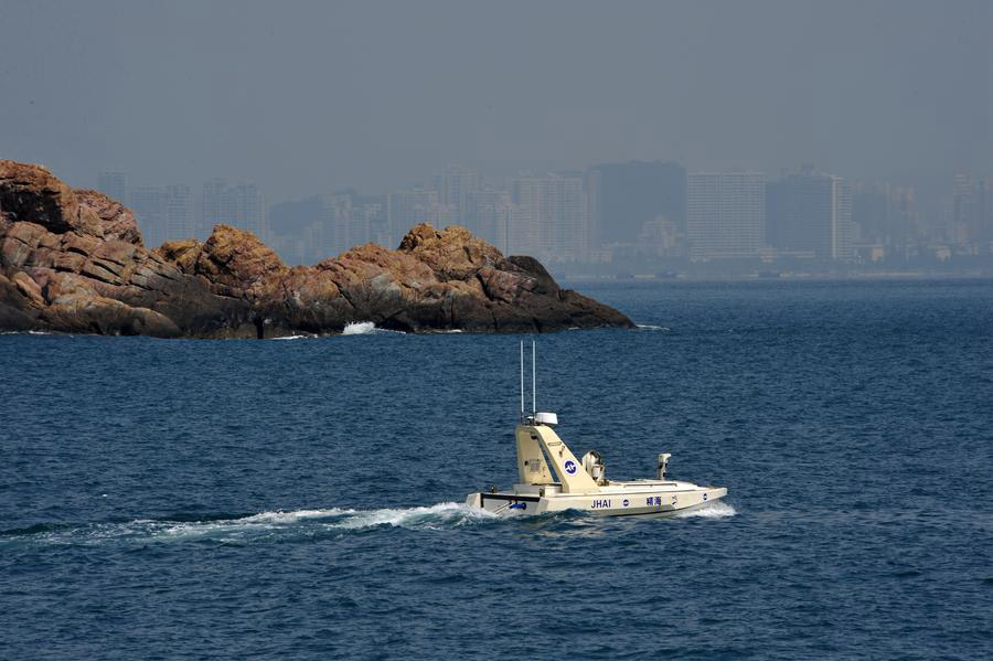 Unmanned boats conduct geological survey in Hainan