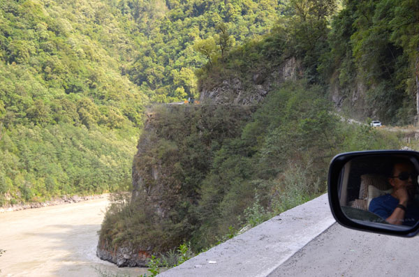 Tibetan drivers to finally see the end of 'death road'