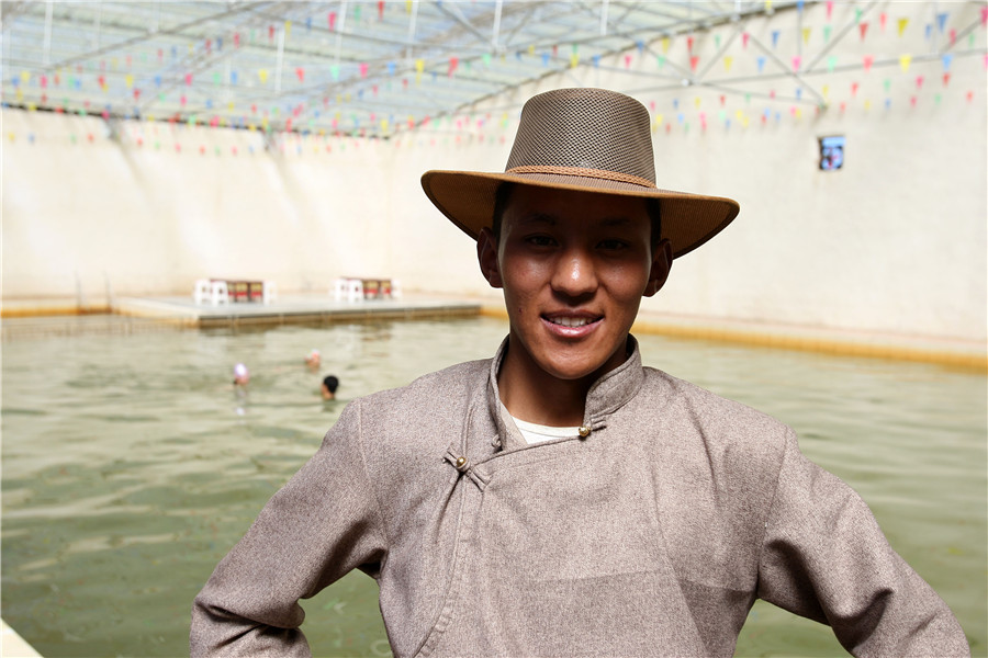 Happy faces in Tibet