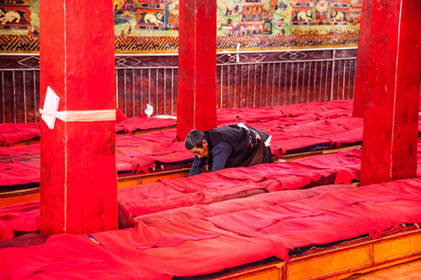 Buddhists in Tibet have faith in their religion and state